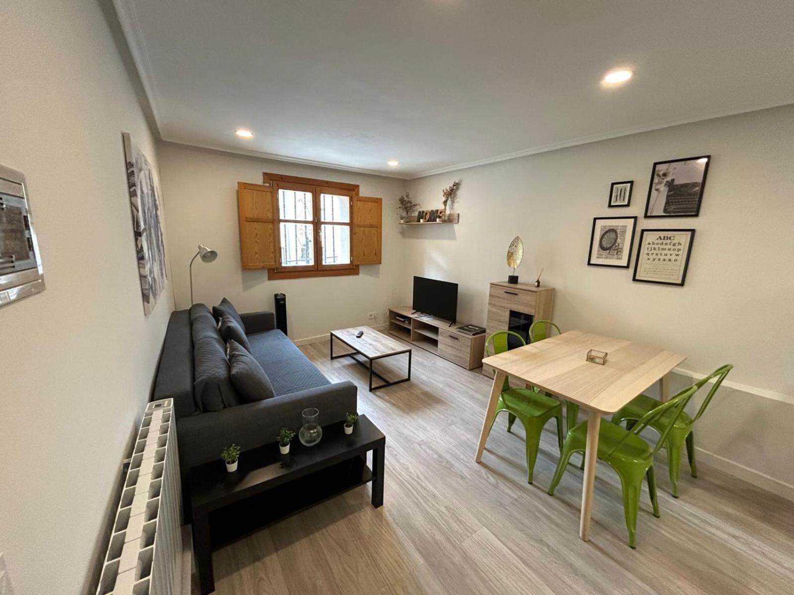 Apartamento Con Encanto En Casco Historico De Burgos Exterior photo